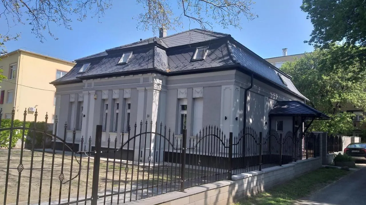 Pensiune Karpatia Vendeghaz 1201 Budapesta Ungaria
